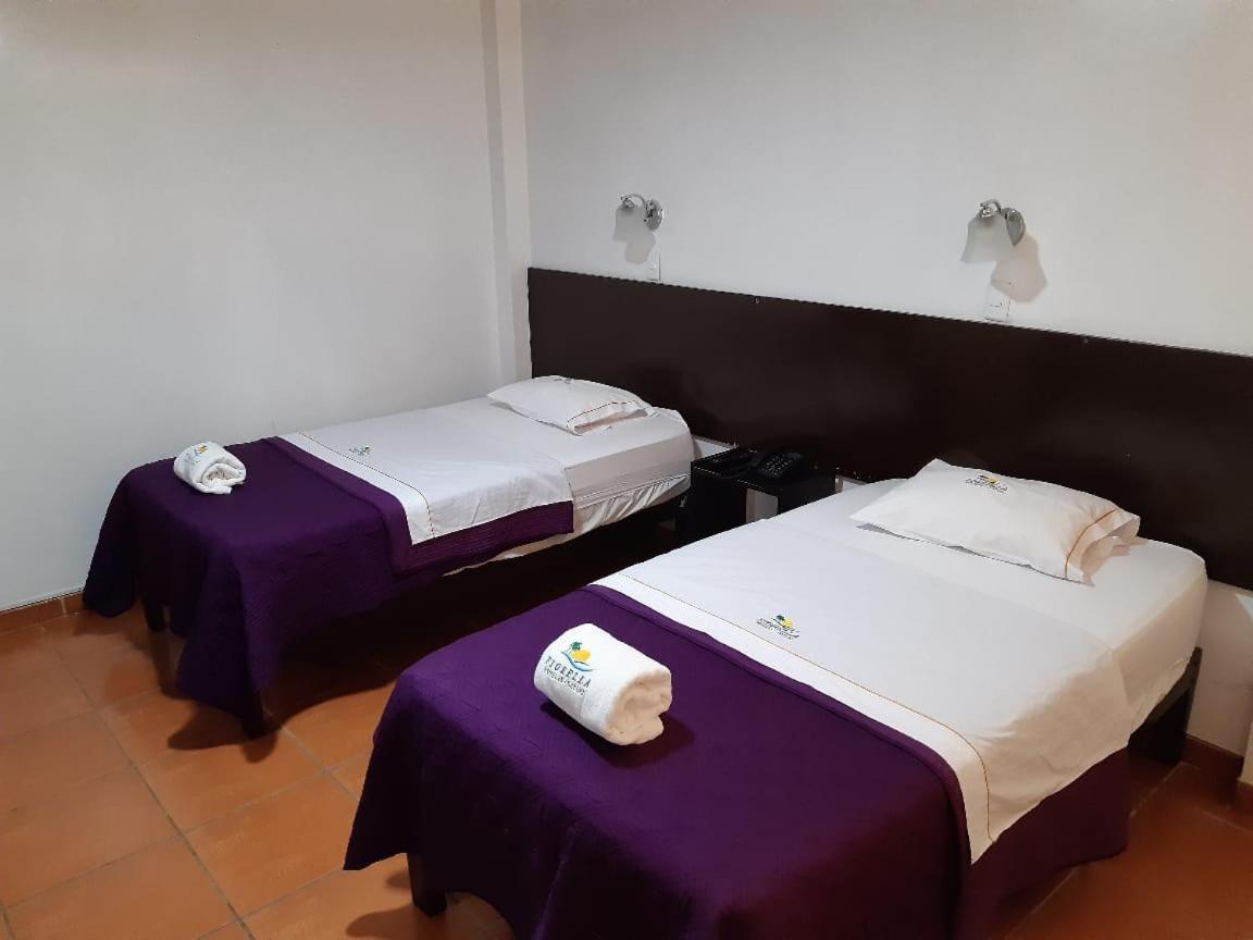 Paracas Hotel Fiorella Esterno foto